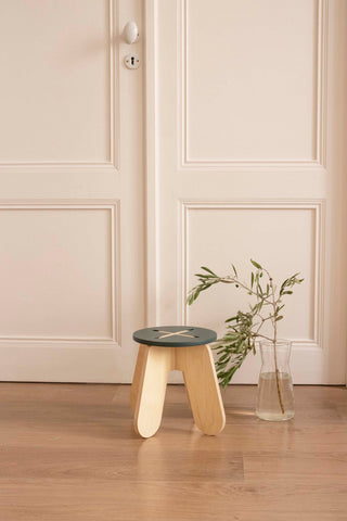 Stool X · Color Top — Archive