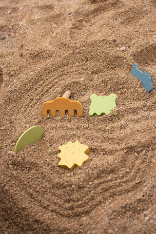 Sand Play Set. Cute Monsters