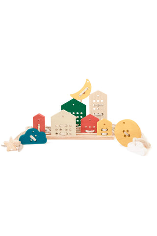 Lacing Set. The city of Childhood.